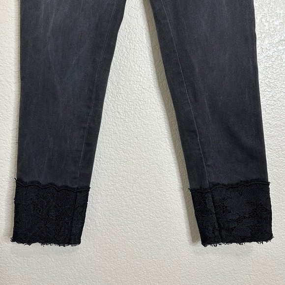Ann Taylor The Skinny Light Washed Black Denim Lace-Hem Ankle Jeans, Size 8P - Picture 4 of 11